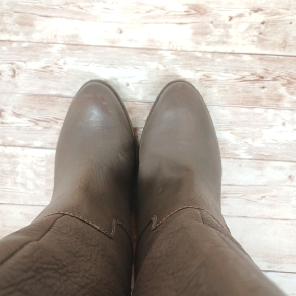 Lucky Brand Leather Heeled Boots Half Calf Taupe High Heel Women's Size 7.5 - Picture 3 of 14